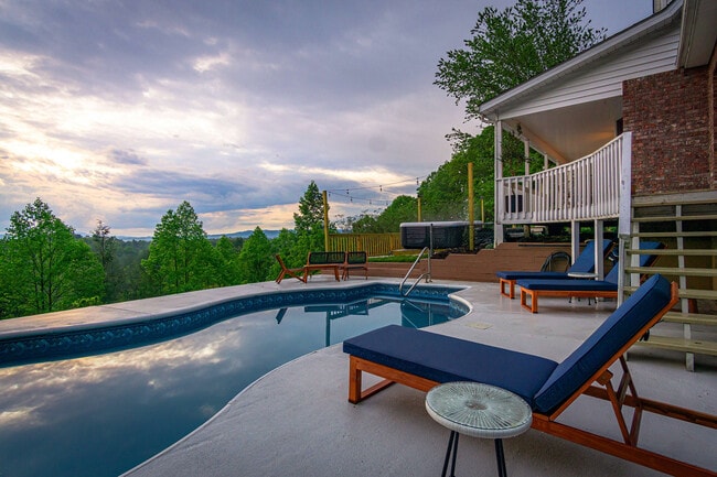 Building Photo - 54 Hyder Ln