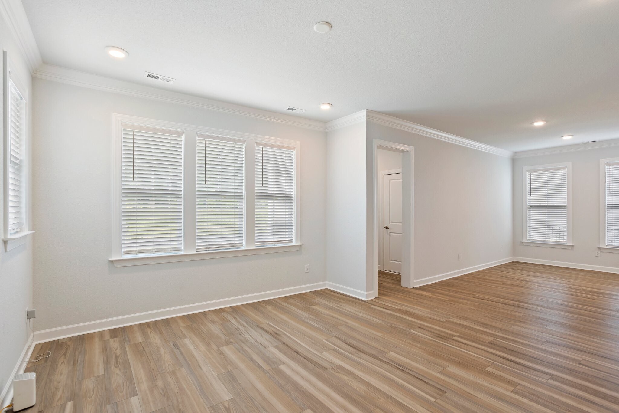 Building Photo - 2224 Hampton Roads Pky