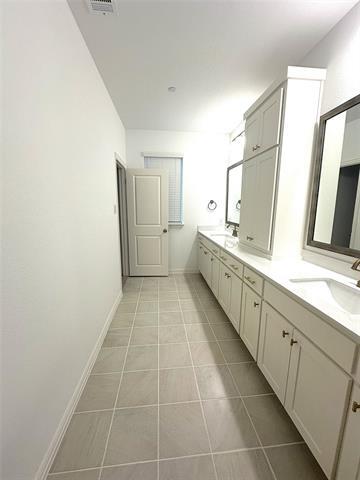 Building Photo - 8924 Scarp Hl Ln