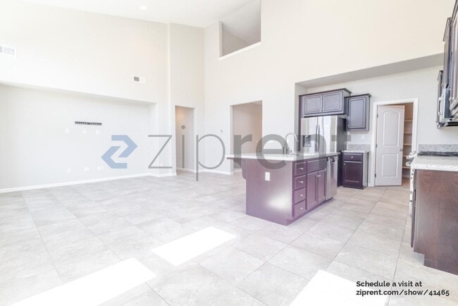 Building Photo - 776 Open Range Ave
