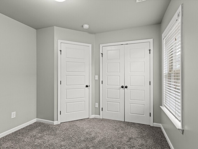 Building Photo - 148 Walkers Hill Rd