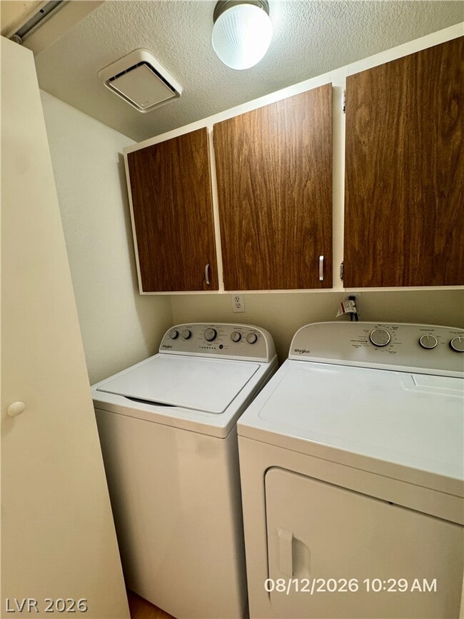 Building Photo - 8621 Lyla Rae Cir