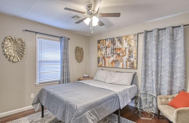 Building Photo - 4508 NW 34th St