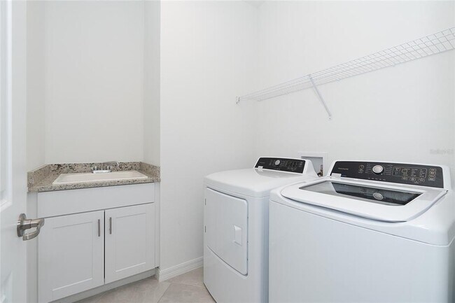 Building Photo - 1580 Sunset Preserve Wy