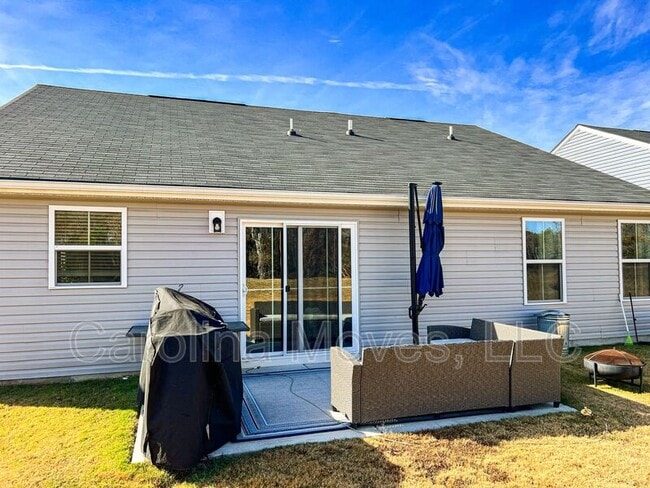 Building Photo - 111 Sylvester St