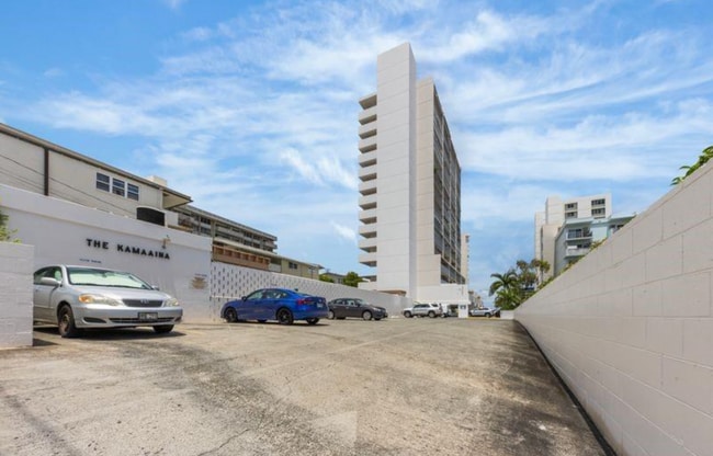 Building Photo - Kamaaina 1001