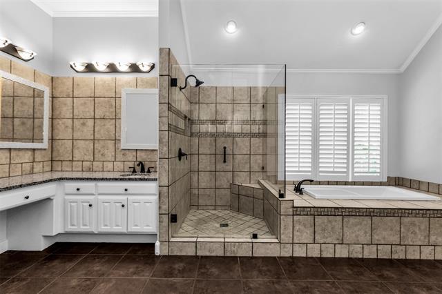 Building Photo - 4404 Hollow Oak Dr