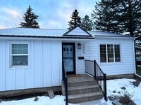 Building Photo - Charming 3 Bedroom, 2 Bath House on the East Side of Kalispell