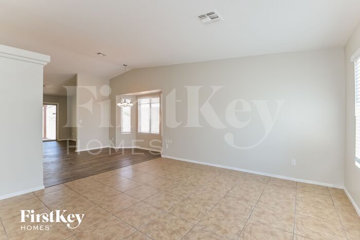 Building Photo - 4099 S Apache Well Dr