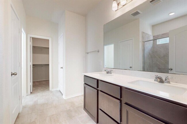 Building Photo - 17308 Crazy Arm Rd