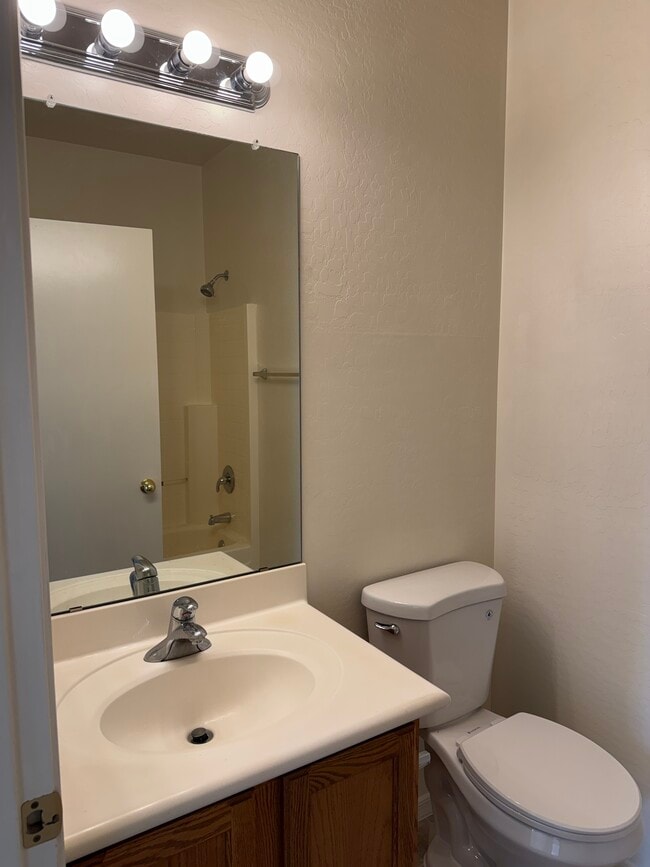 Building Photo - 4234 E Shannon St