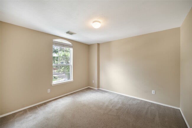 Building Photo - 9223 Carlin Bend Ln