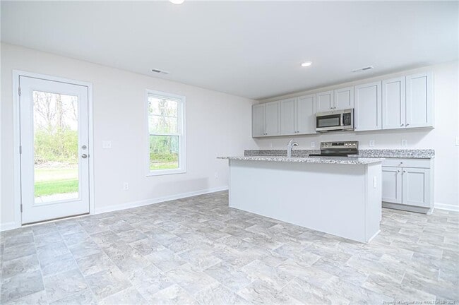 Building Photo - 5906 Gator Wy