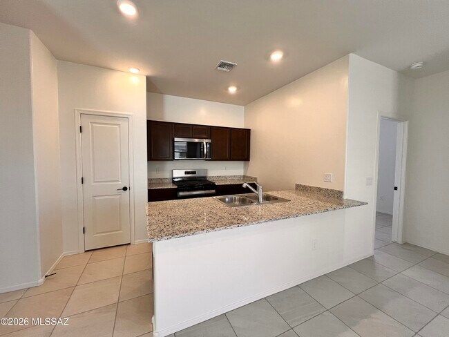 Building Photo - 9759 E Panopeia Dr