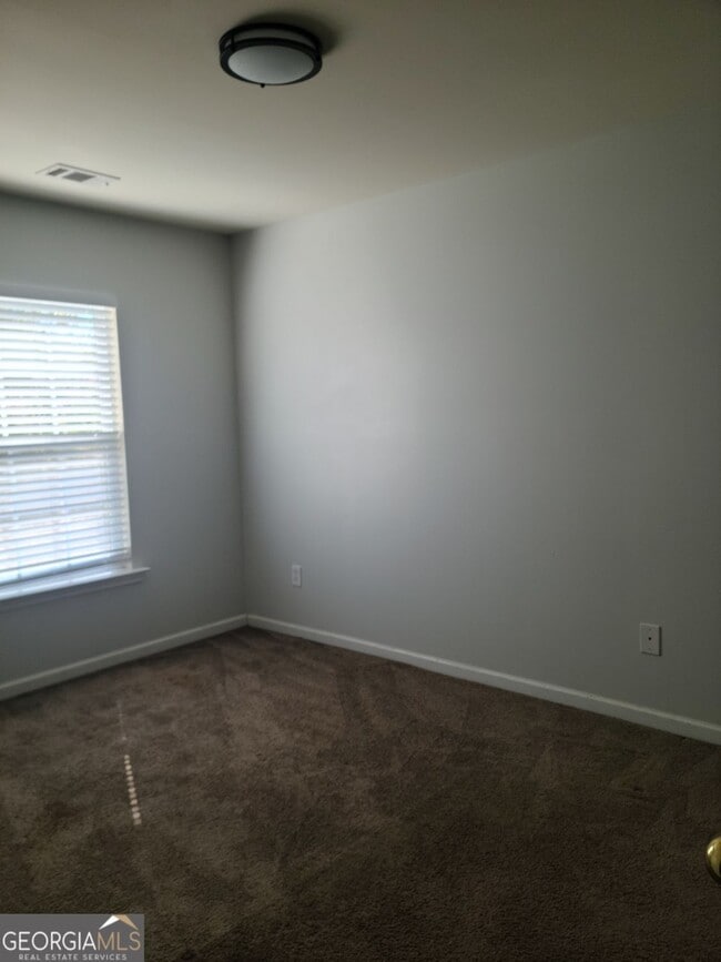 Building Photo - 2025 Appaloosa Way