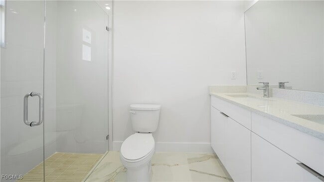 Building Photo - 123 Ichabod Ave