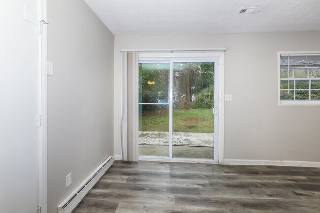 Building Photo - 6707 Willow Twig Rd