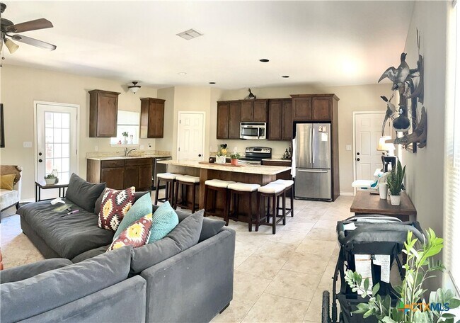 Building Photo - 1131 Rocky Ridge Loop
