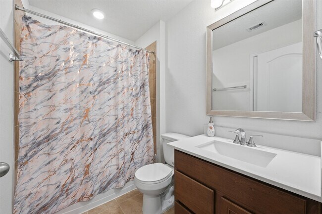 Building Photo - 25343 Trinity Oakley Ct