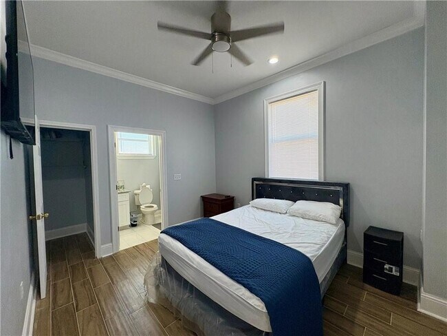 Building Photo - 3103 Cherry St