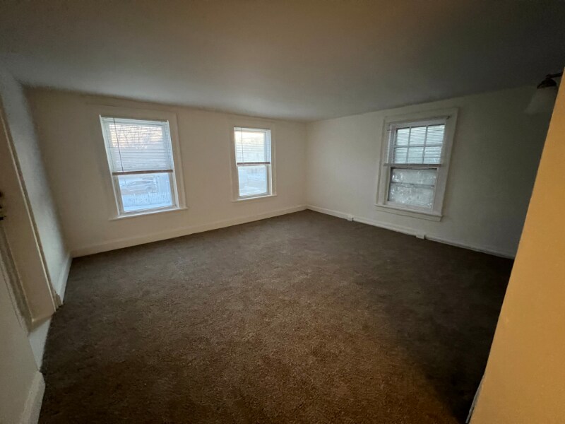 Building Photo - 25 13th St