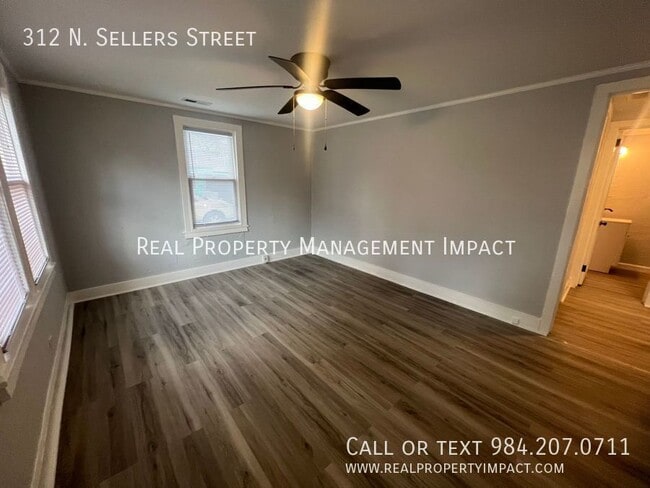 Building Photo - 312 N Sellers St