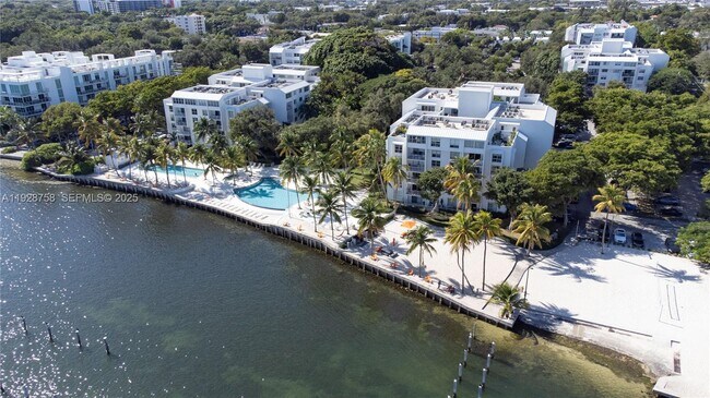 Building Photo - 777 NE 62nd St