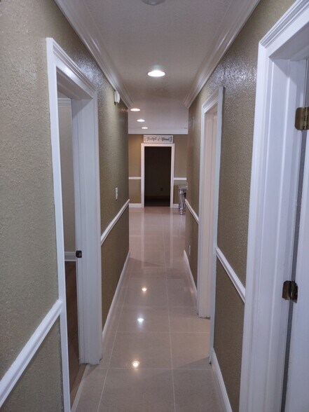 Building Photo - 1241 NW 174th St