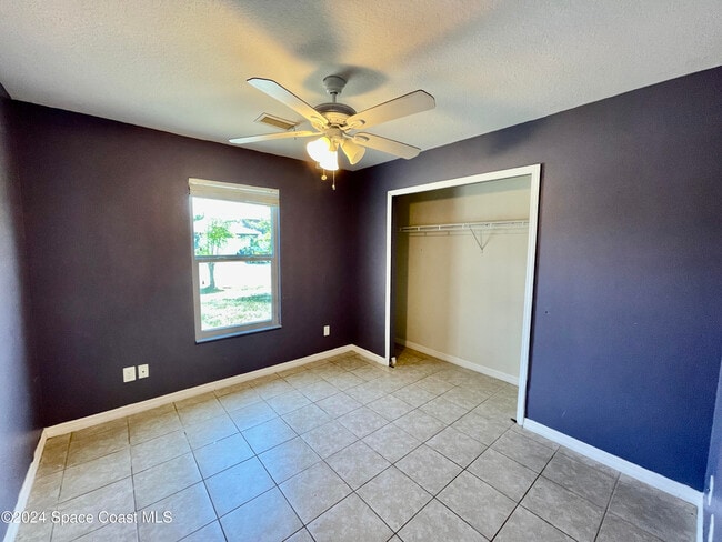 Building Photo - 1000 Dames Ct