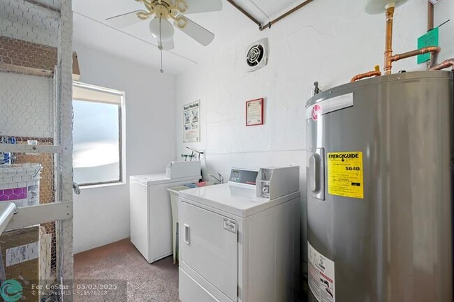 Building Photo - 460 Paradise Isle Blvd