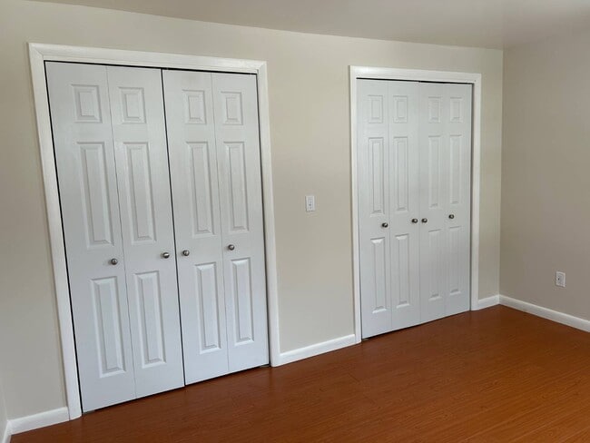 Building Photo - 55 Pancake Hollow Rd