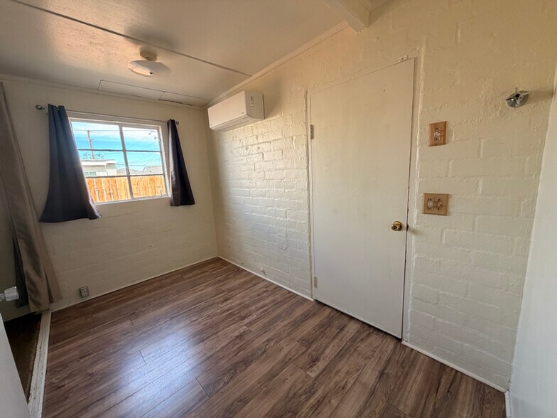 Building Photo - 6417 East Ct