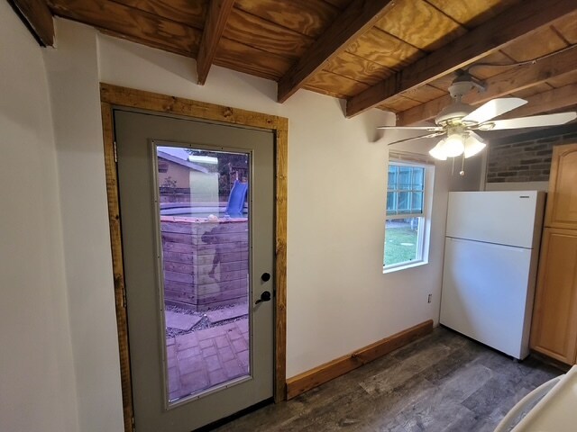 Building Photo - 3568 Palm Ave