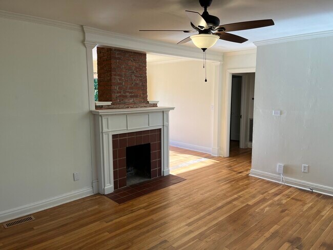 Building Photo - 2733 Thornton Cir SW