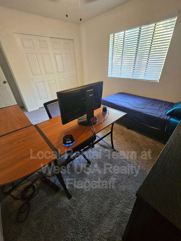 Building Photo - 6315 St Nicholas Cir
