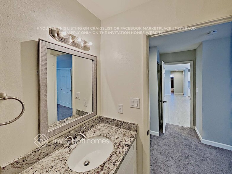 Building Photo - 810 E Todd Dr