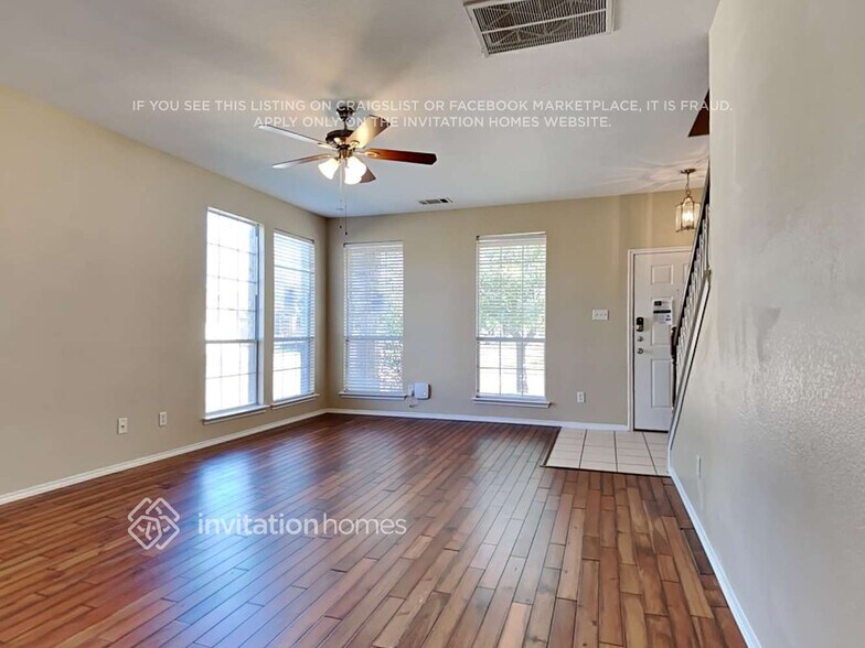 Building Photo - 1233 Juniper Ln