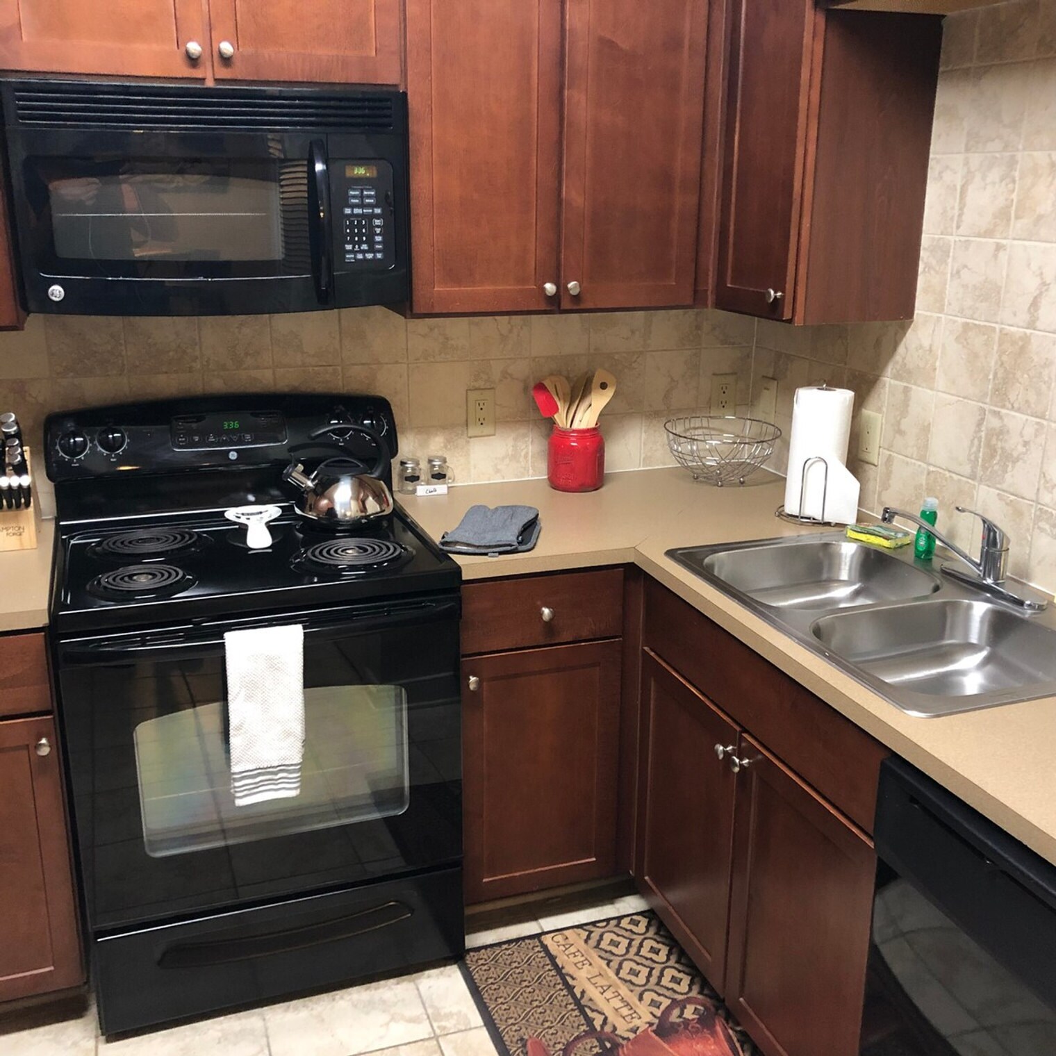 Building Photo - 31 Station Ct