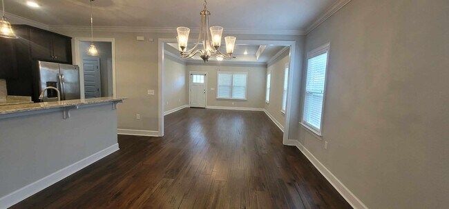 Building Photo - 2502 Tippecanoe Ridge