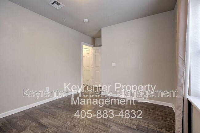 Building Photo - 2325 NW 12th St