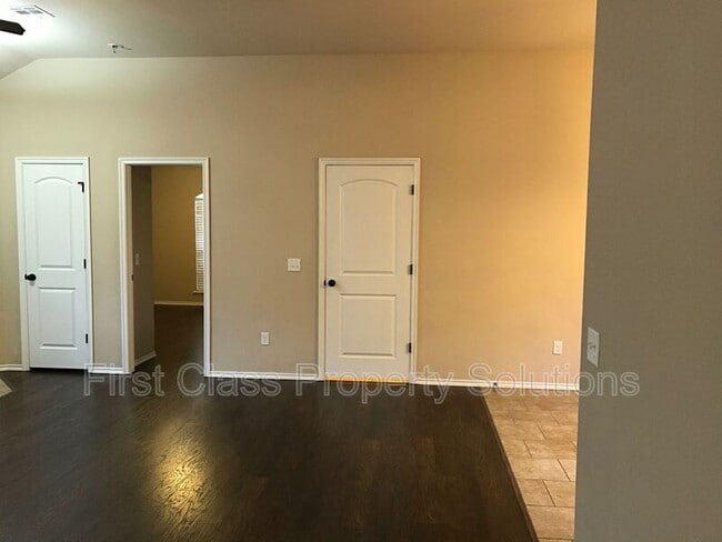 Building Photo - 19816 Serenade Way