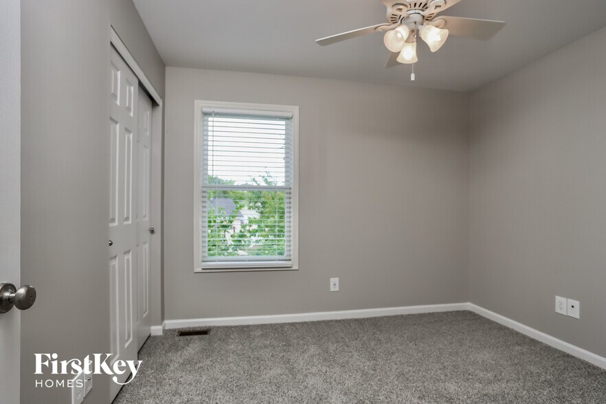 Building Photo - 128 Homefield Lake Ct