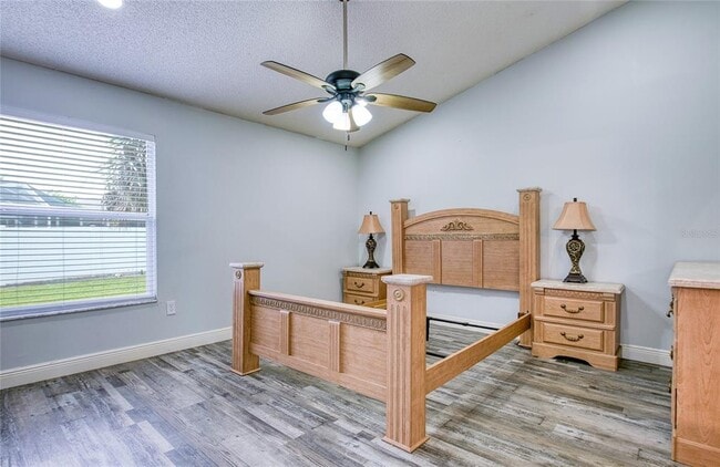 Building Photo - 2390 Bentley Dr
