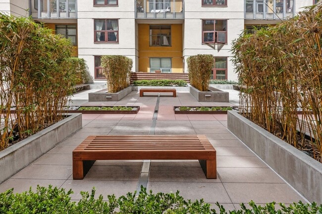 Building Photo - Metrome - Ground floor with patio - 1 bedr...