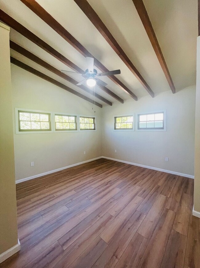 Building Photo - Peaceful 3-bedroom, 2-bathroom single story home nestled amongst the Orange Groves of Fillmore
