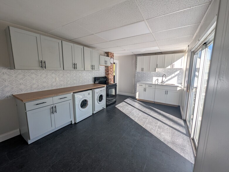 Building Photo - 25 Noyes Ave