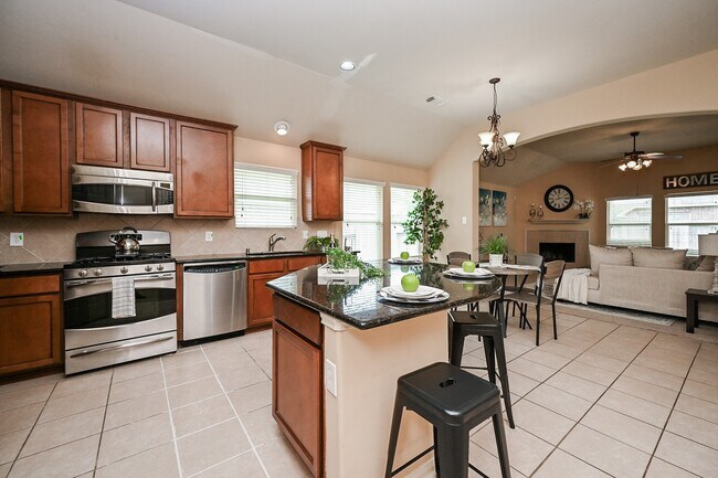 Building Photo - 8010 Durham Run Ln