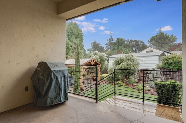Building Photo - Utilities Included! Luxury Single-Story Ho...
