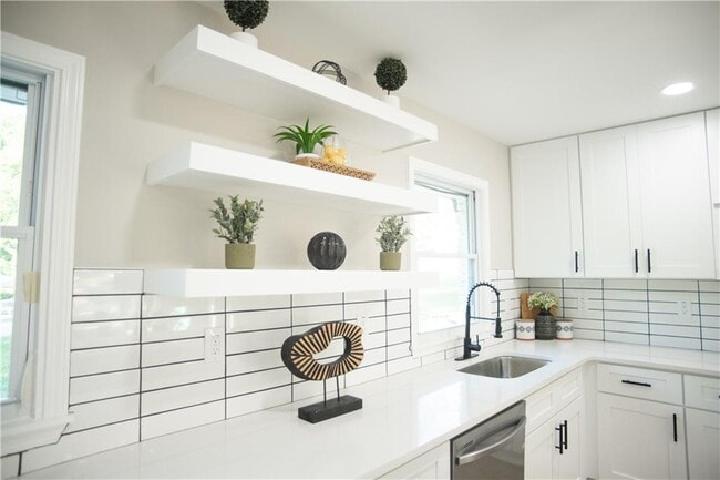 Building Photo - 3561 Misty Valley Rd