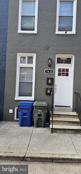 Building Photo - 1531 W Fairmount Ave